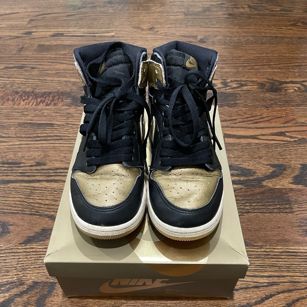 Nike Black and Gold Sneakers